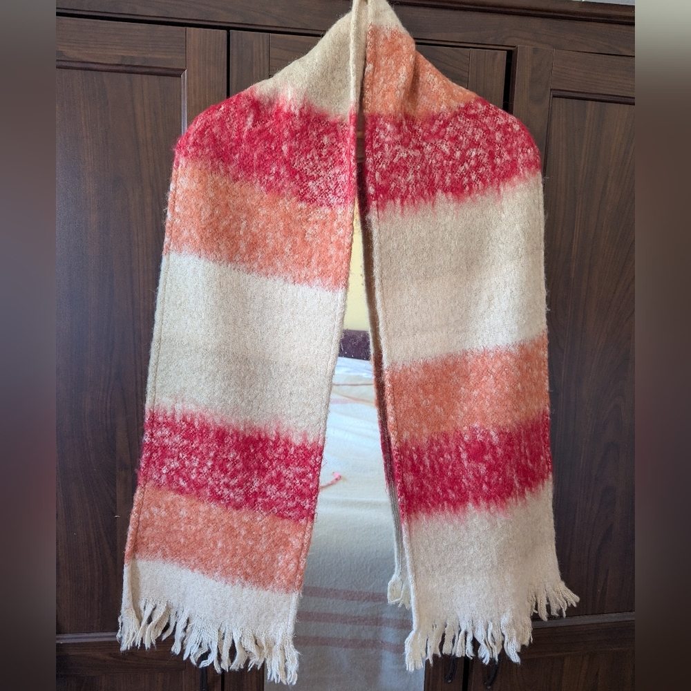 Vintage 100% Alpaca Wool Scarf Knit Winter Warm Cream Coral Red - Picture 10 of 10